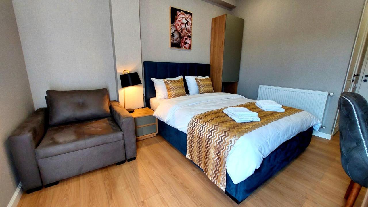 Falcon Boutique Hotel Tbilisi Esterno foto