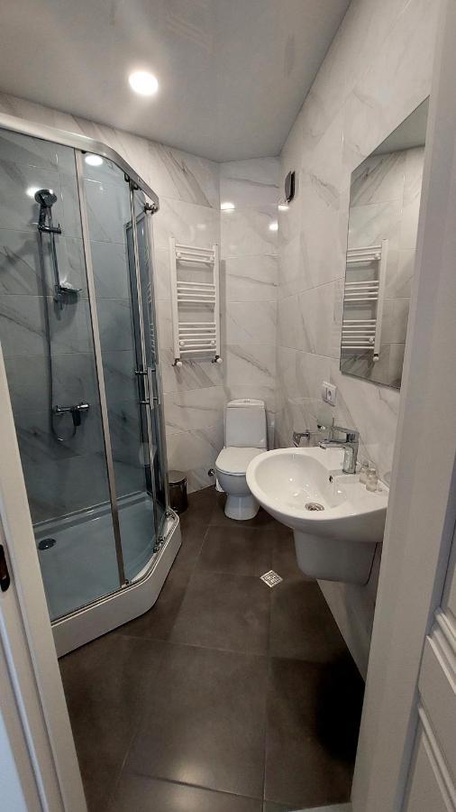 Falcon Boutique Hotel Tbilisi Esterno foto