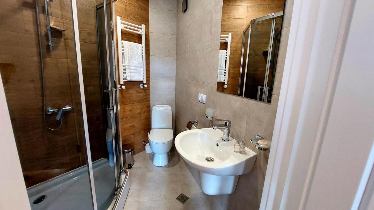 Falcon Boutique Hotel Tbilisi Esterno foto