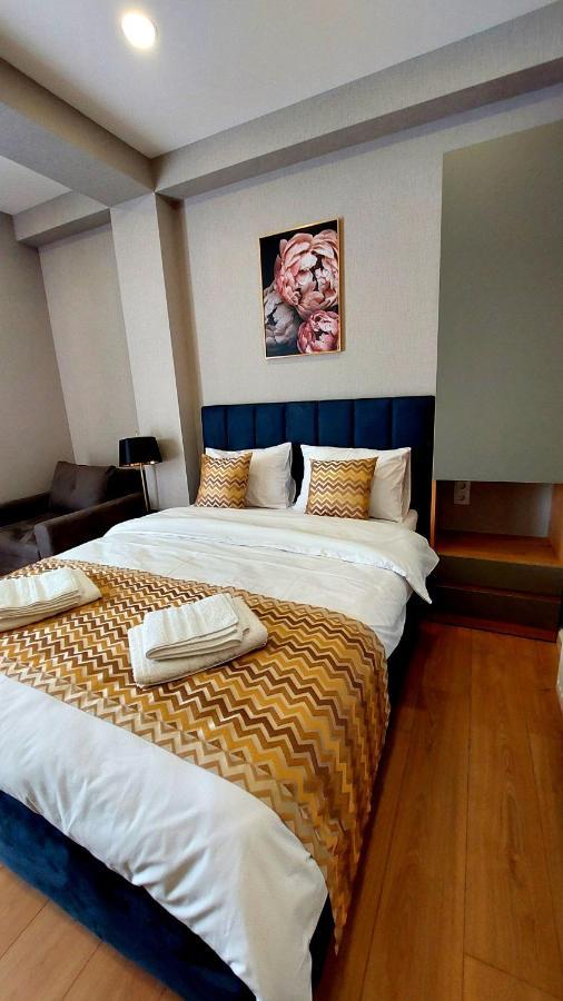 Falcon Boutique Hotel Tbilisi Esterno foto